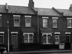 Nos 84 and 82 Nelson Grove Road in 1963. Part of No 86 where the Gales lived in 19 is to the left )R W Sims, Merton