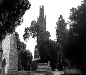 Hadlow Tower in 1977. The pinnacles were later removed for safety, but the tower has recently been restored (Geograph, Dr Neil Clifton)